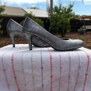 Silver cushioned heels